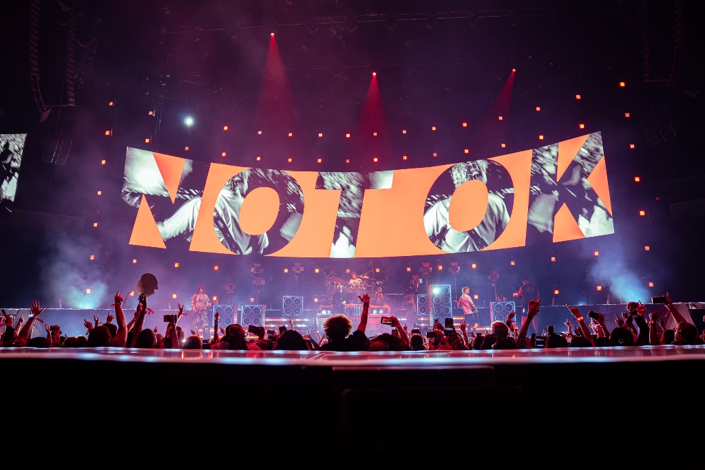 5 Seconds of Summer — Cavale Live