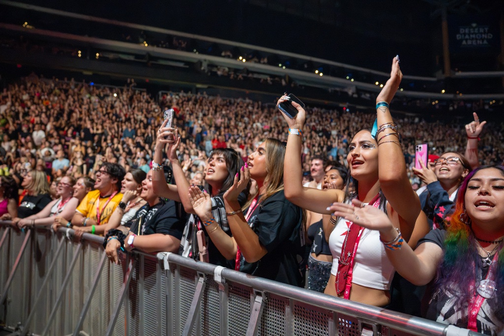 5 Seconds of Summer — Cavale Live