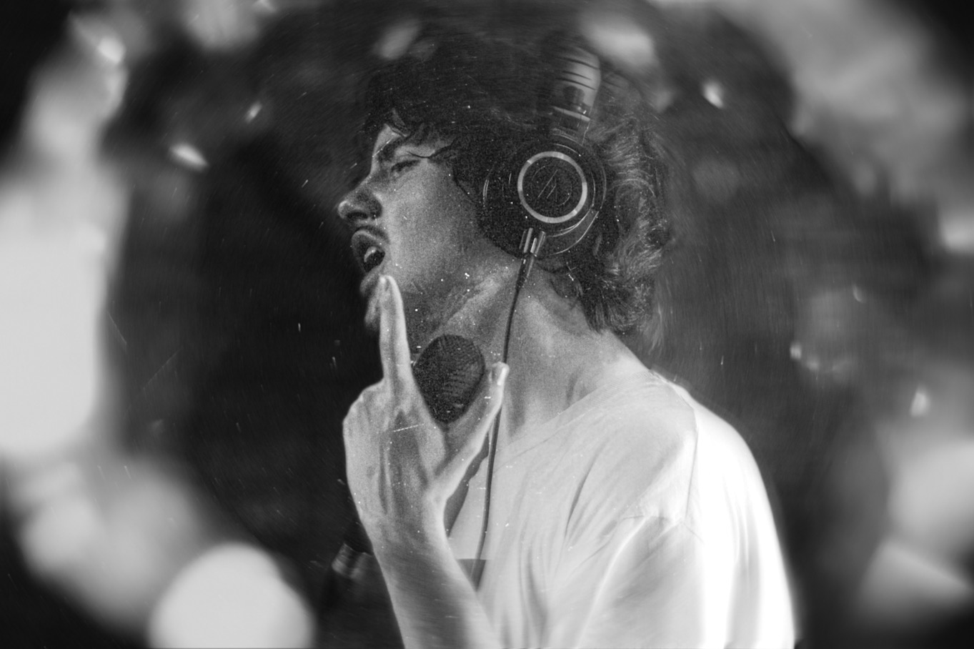 Quadeca live at The Nile Theater, photograph 2