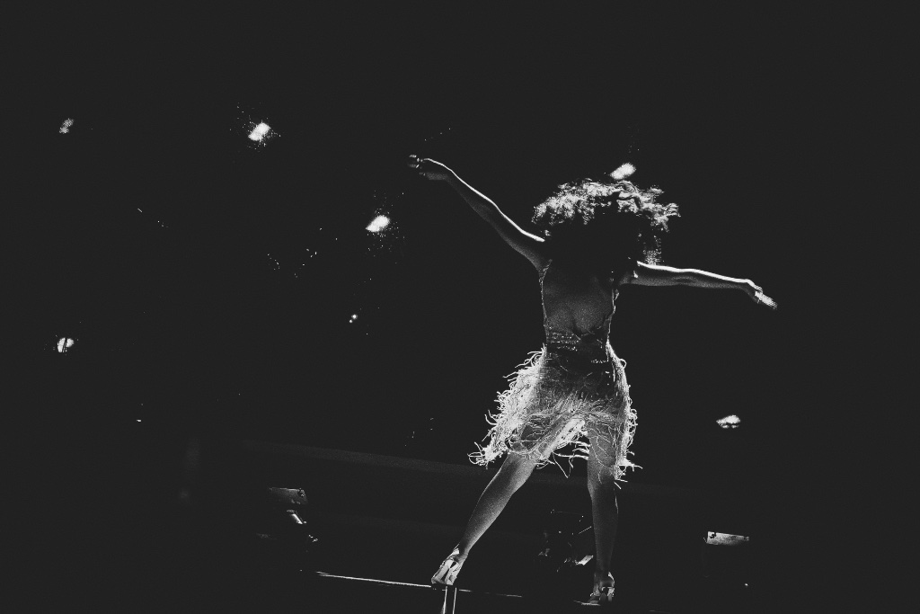 Olivia Dean — Cavale Live