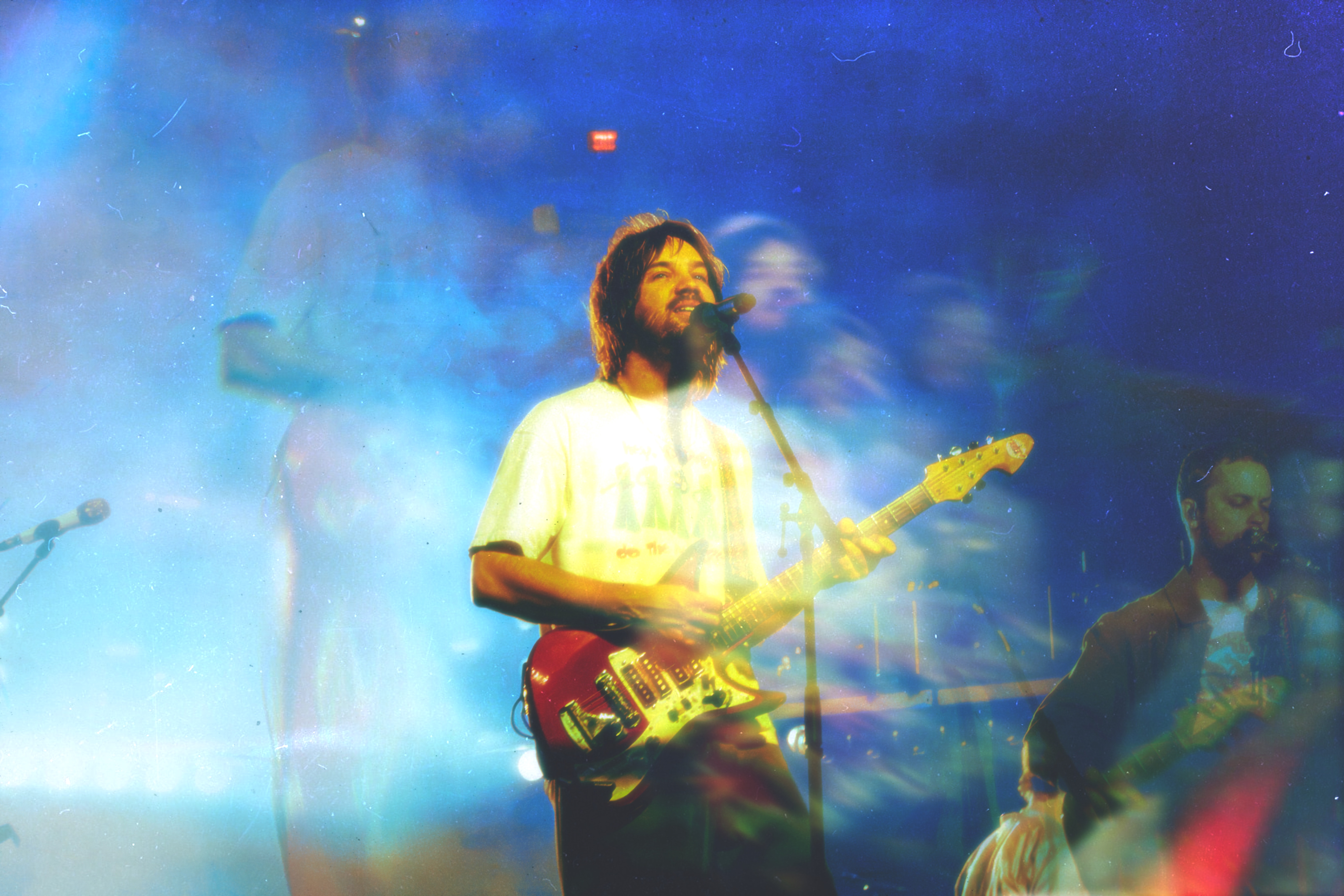 Tame Impala performing on the Deadbeat Tour at Mortgage Matchup Center in Phoenix, Arizona — photograph 15 by Anthony Cavale