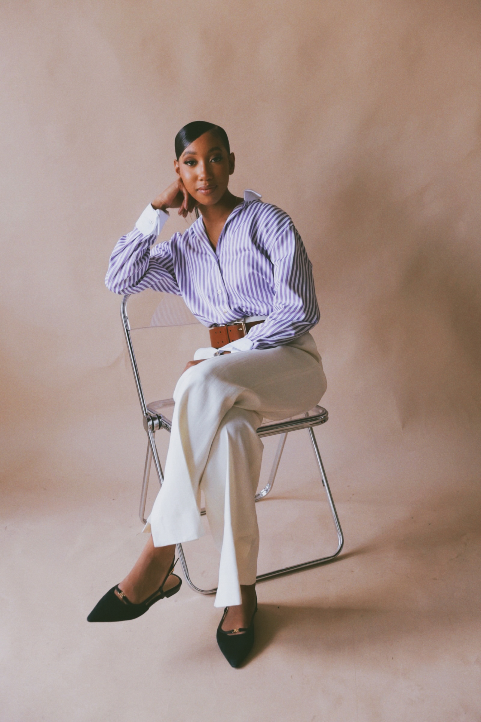 The Eye Behind Anew Style
