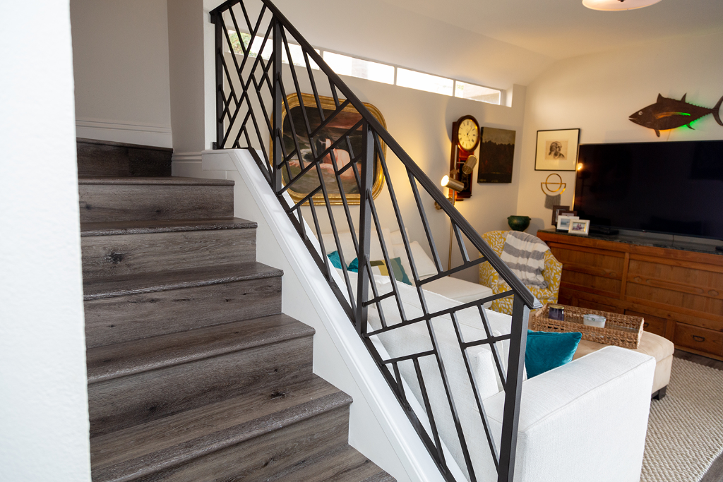 Diamond Lattice Staircase Railing
