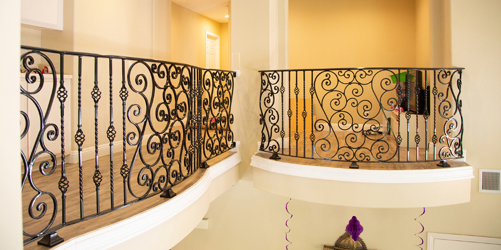 Scrollwork Balcony Railing System