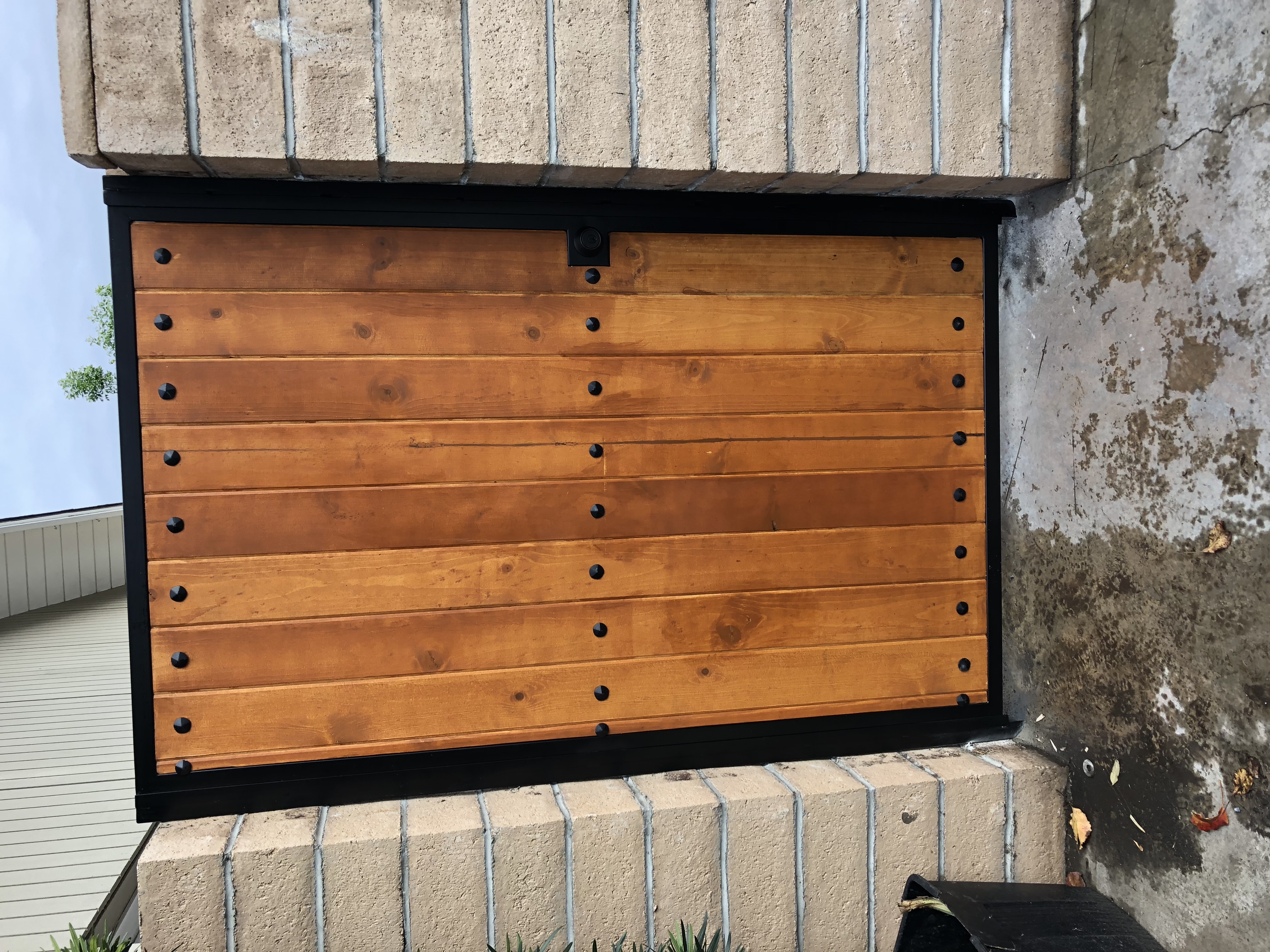 White Diamond Pattern Entry Gate
