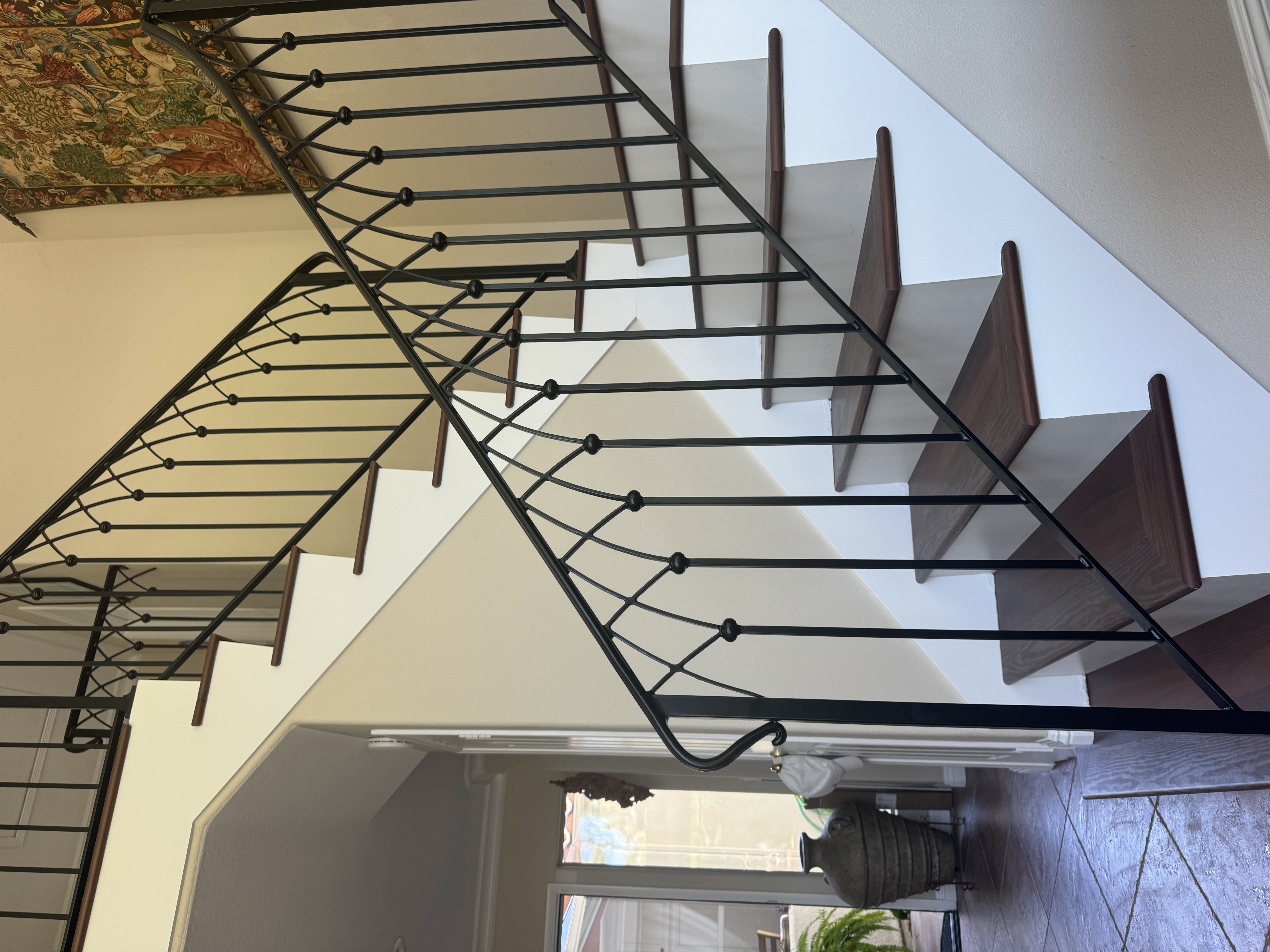 Pointed Arch Knot Iron Staircase Railing