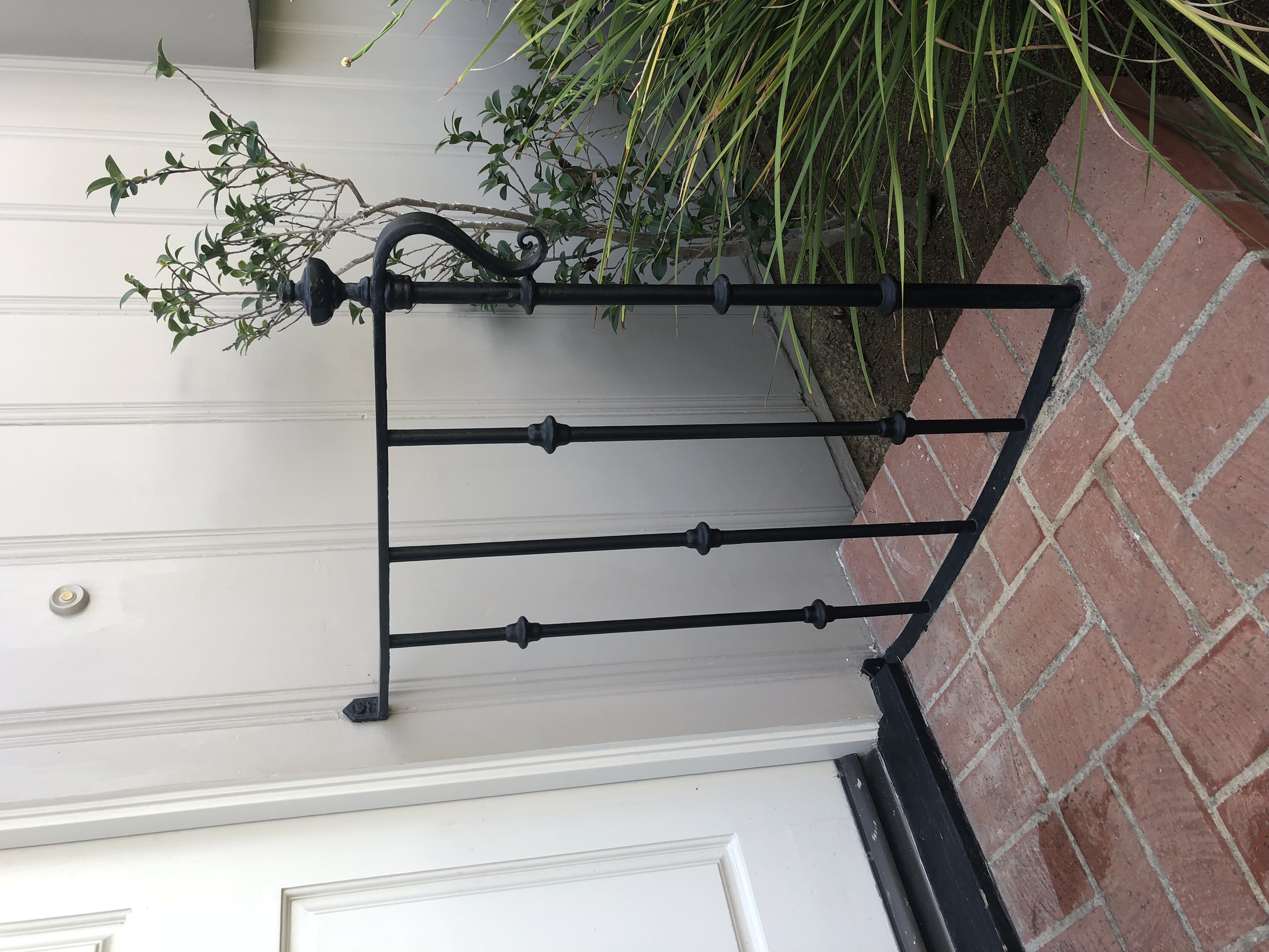 Single Step Iron Handrail
