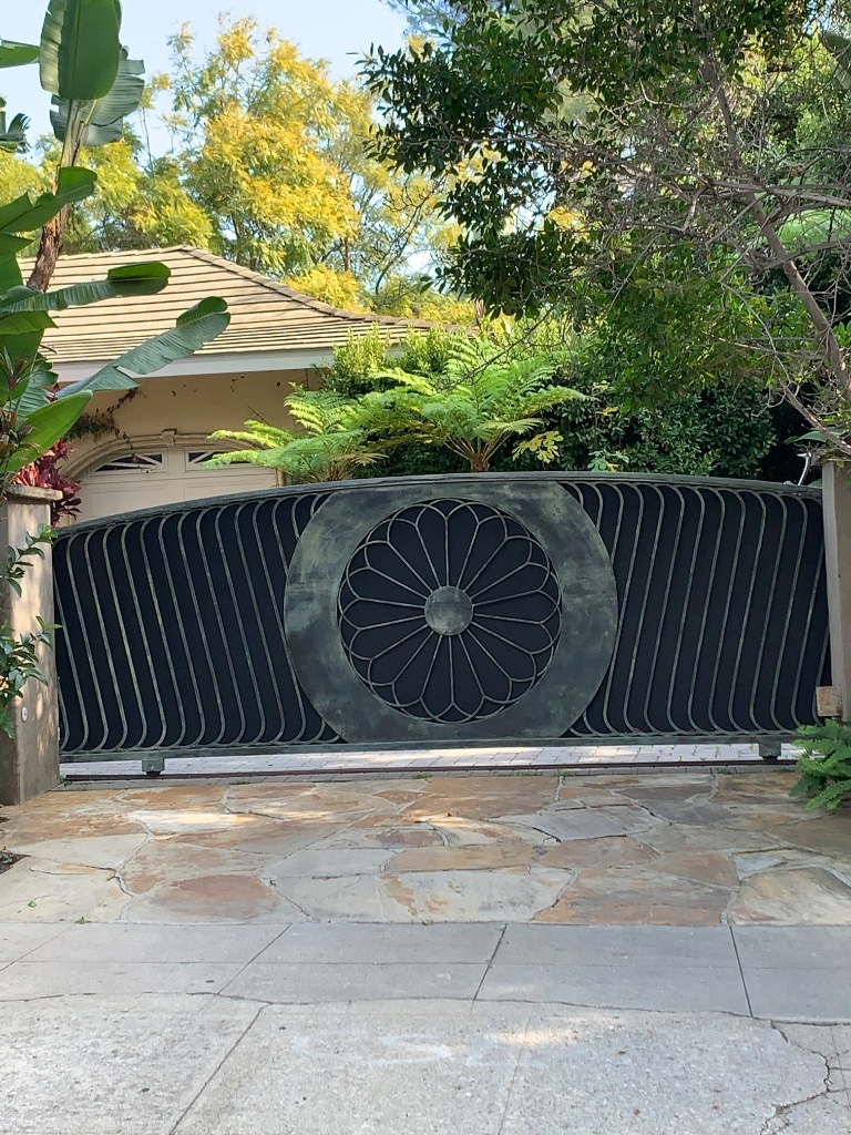 Sunburst Medallion Driveway Gate