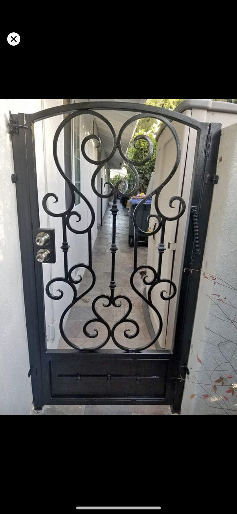 White Panel & Iron Frame Driveway Gate