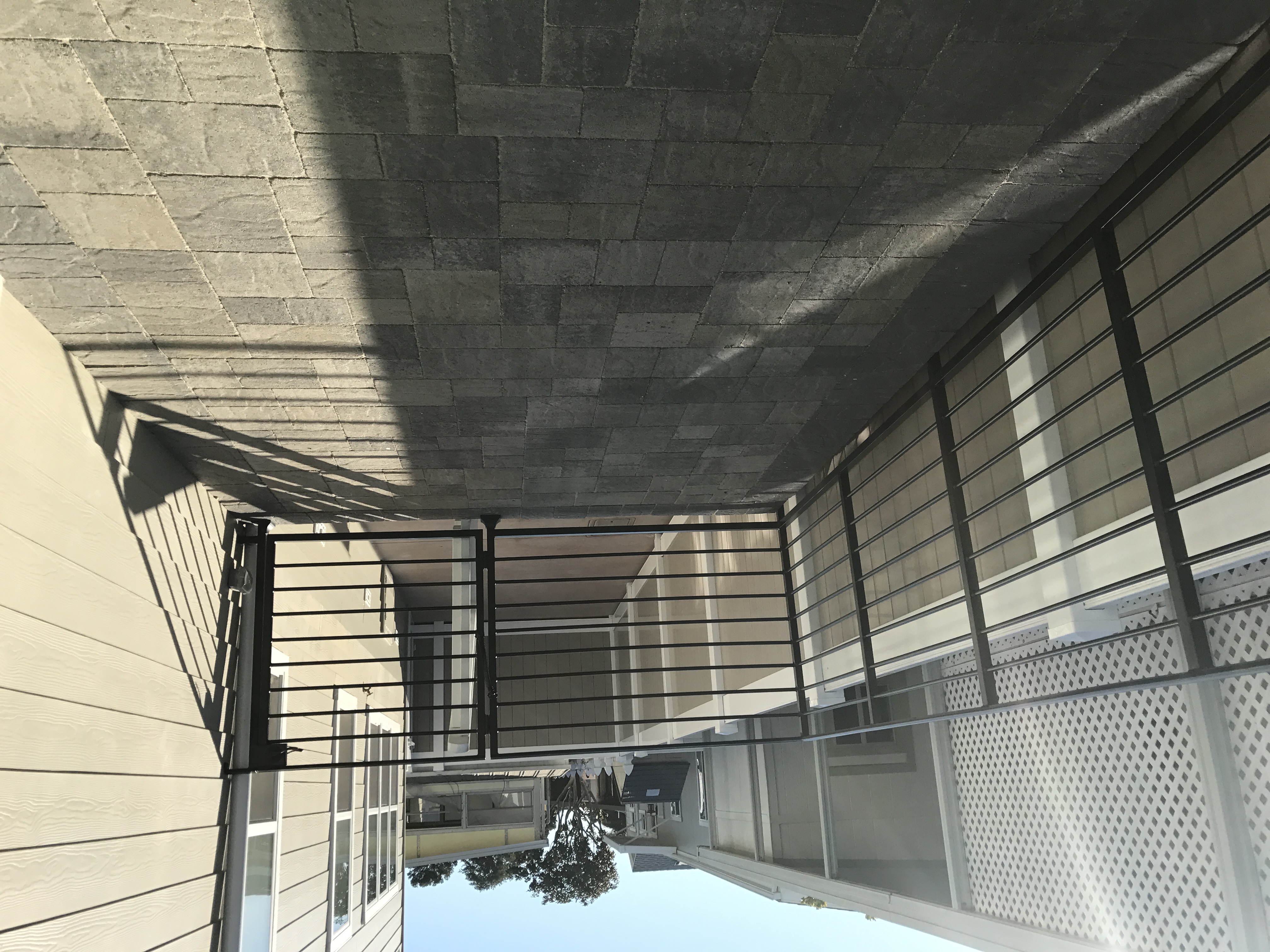 Modern Horizontal Deck Railing with Gate