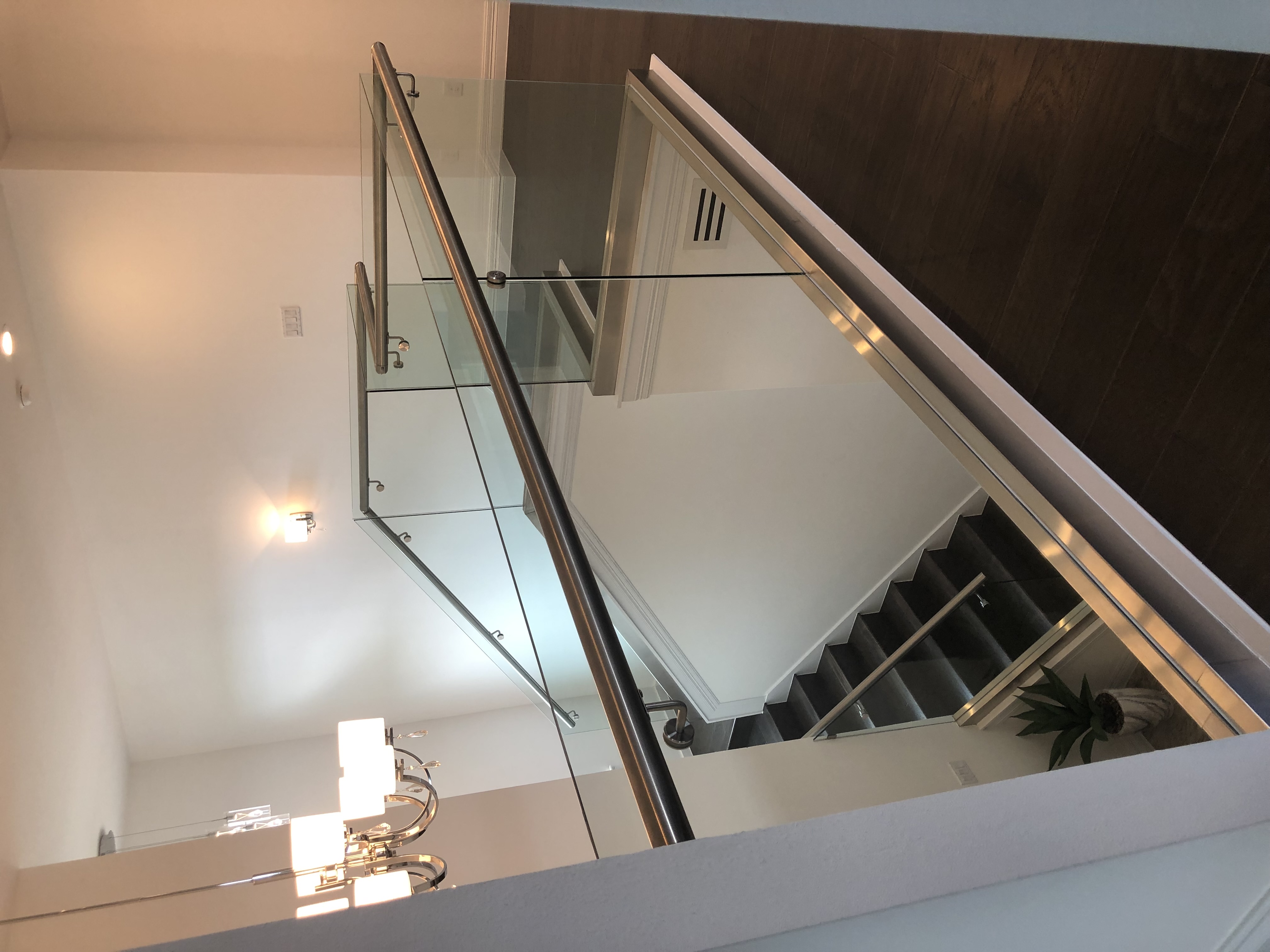 Modern Glass & Steel Staircase Railing