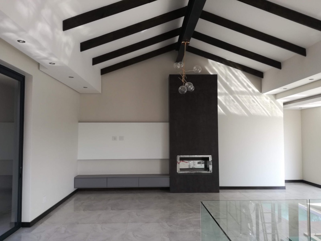 EXPOSED BEAM DESIGN