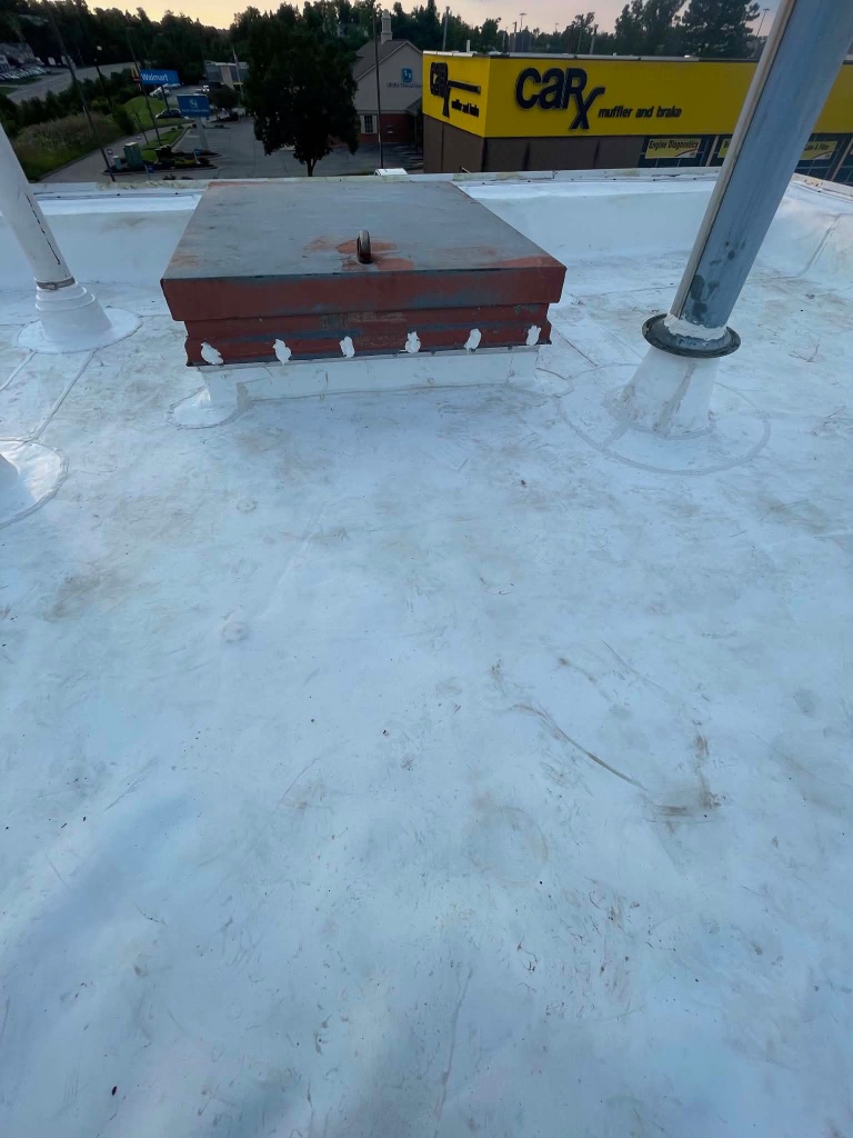 Take 5 Oil Change TPO roof replacement project, Alexandria KY — photo 22