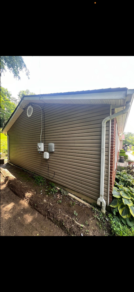 Vinyl Siding Replacement & Insurance Claim - Walton, KY — completed project in Walton