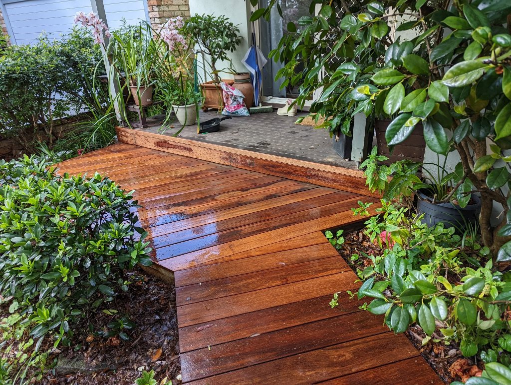 Hardwood deck and garden on the Northern Beaches