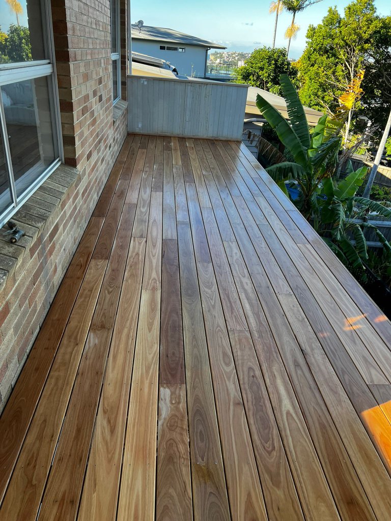Spotted gum deck on the Northern Beaches
