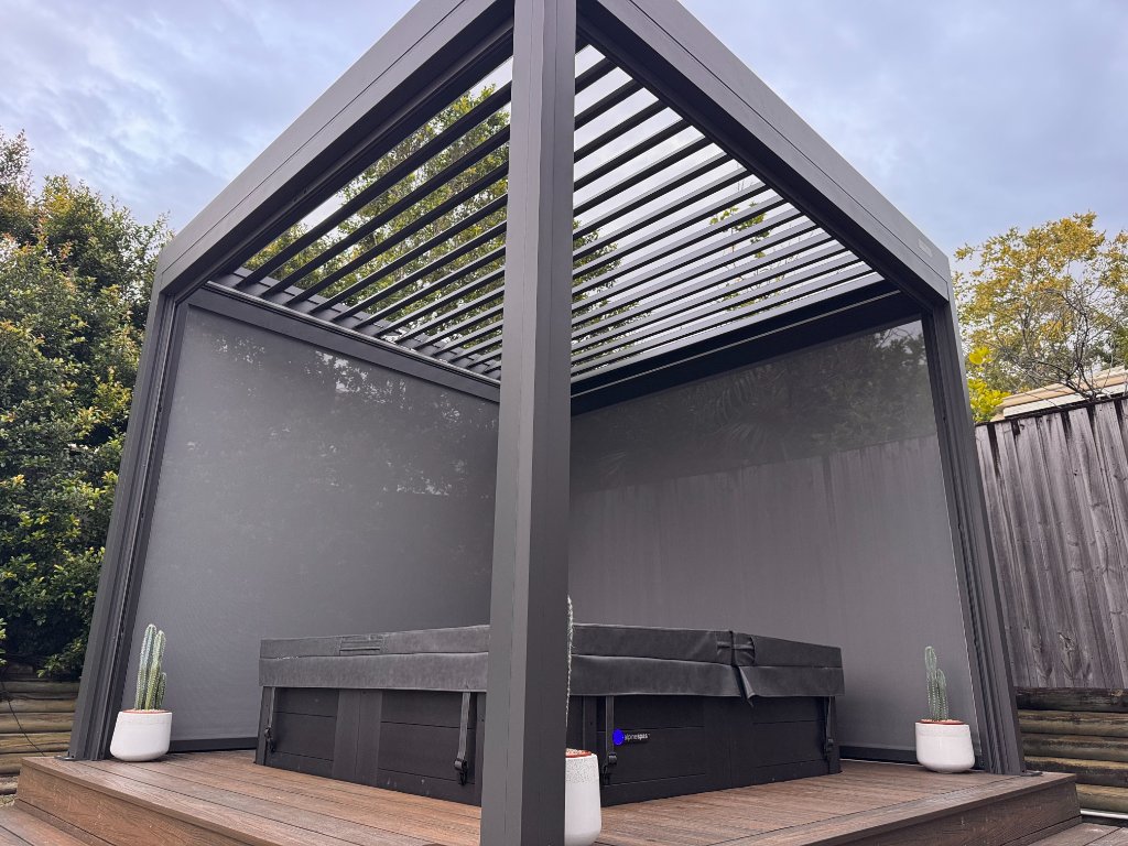 Charcoal Louvred Pergola with Integrated Screens