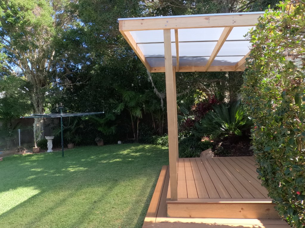Timber Deck & Pergola — Garden Setting