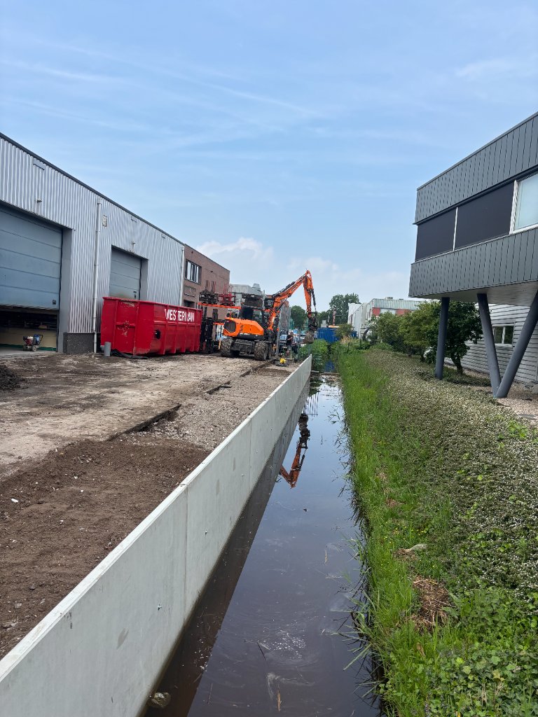Betonnen keerwand bedrijventerrein Berschenhoek