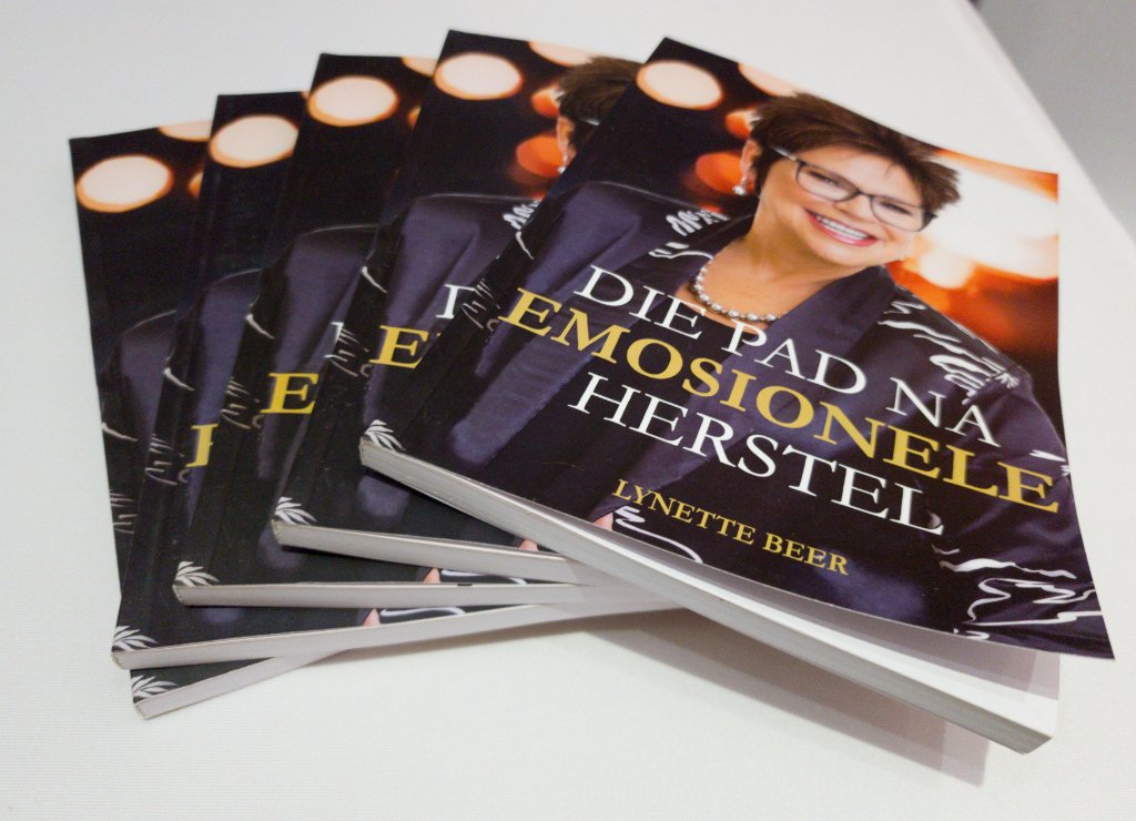 Speaker books at event