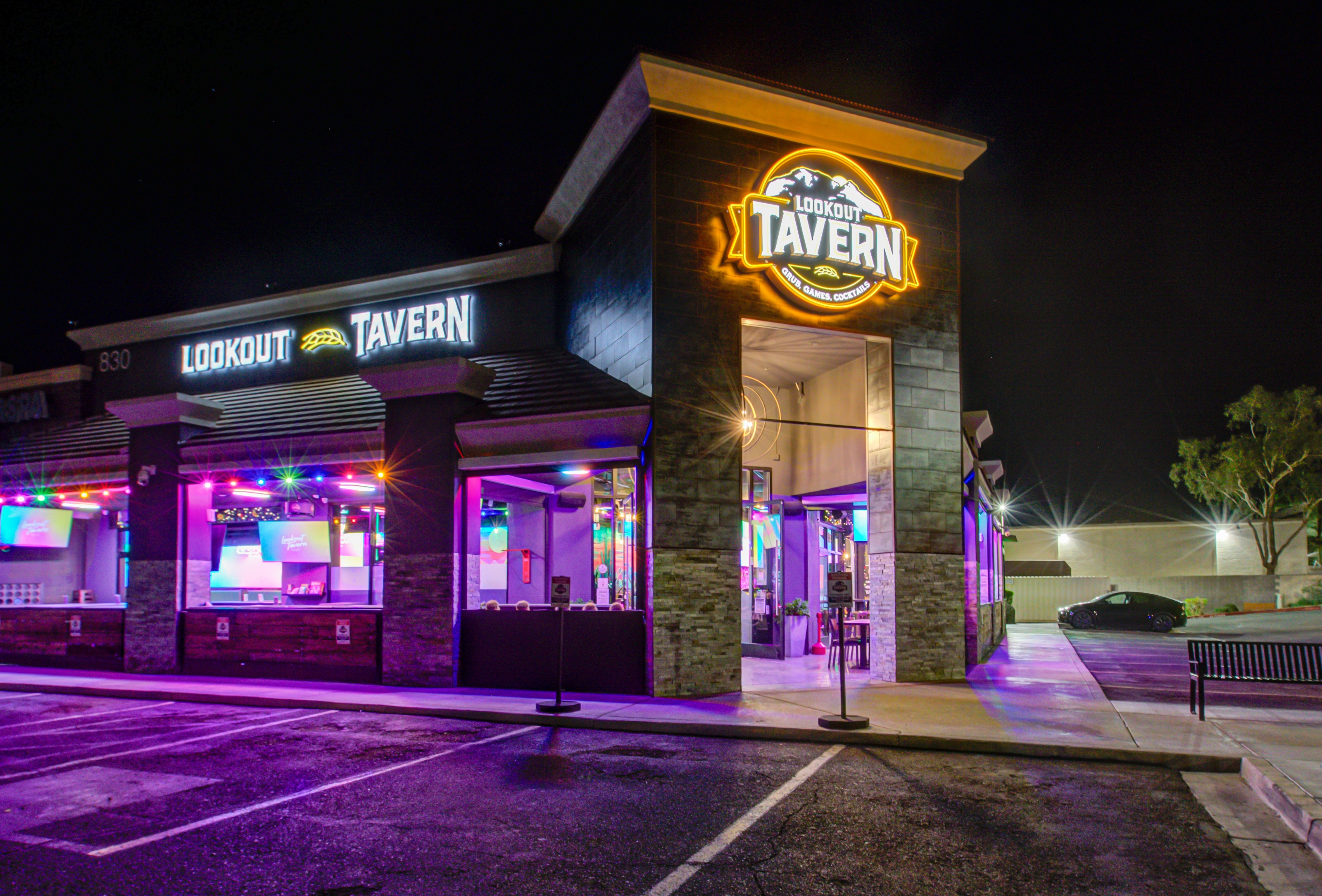 Lookout Tavern lit up at night