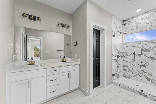 3 Bed / 2 Bath Home — Unit B