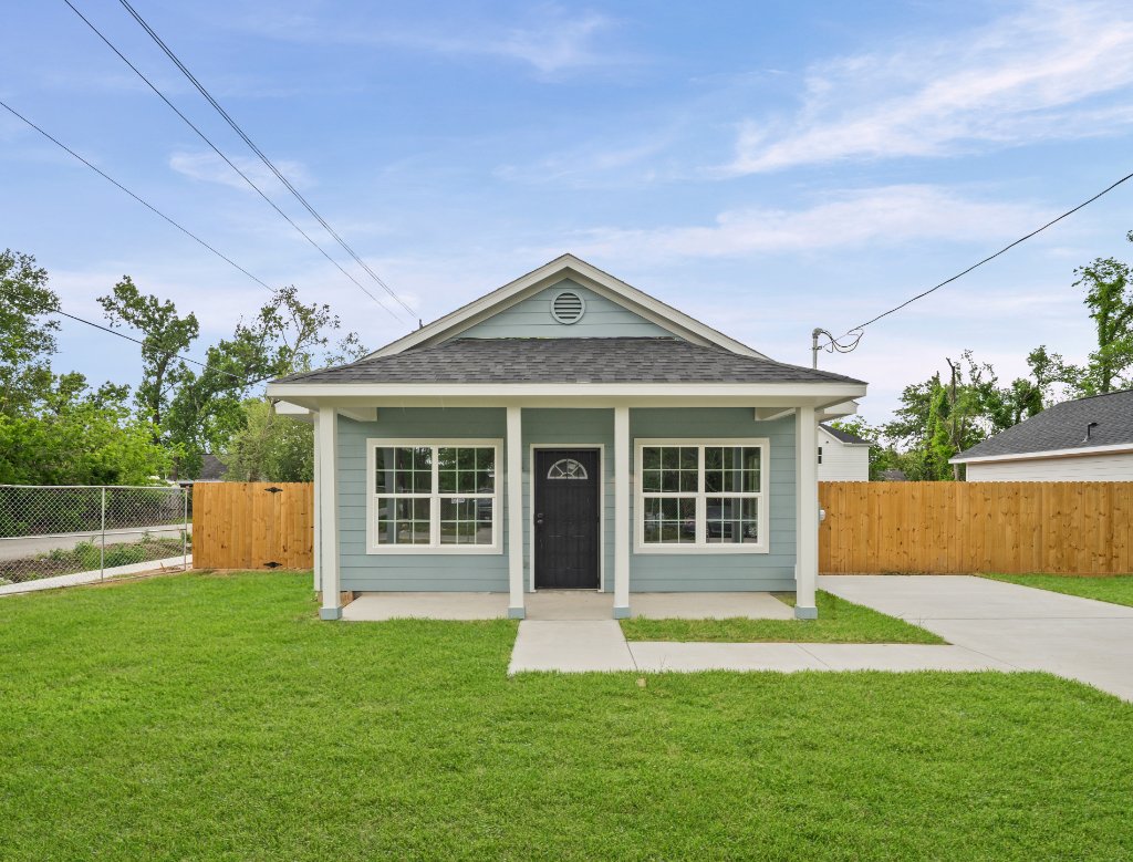 Single Family Home – Flat Area