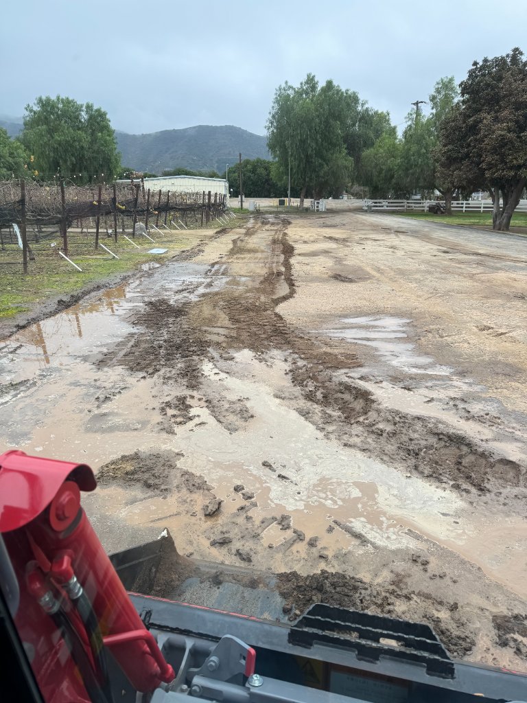 Gravel Driveway & Erosion Repair - Image 1
