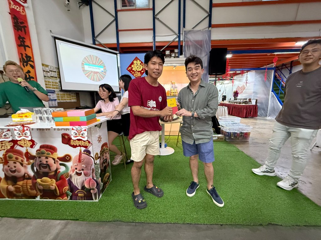 Red packet appreciation ceremony