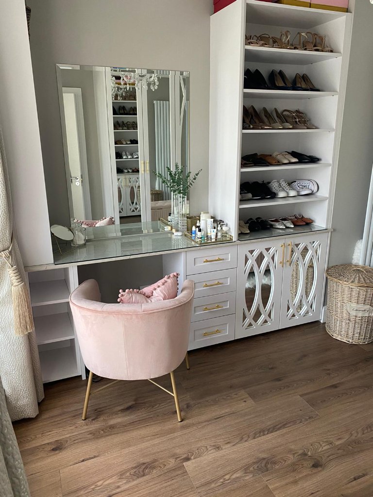 Bespoke dressing room with vanity unit and shoe storage by HEFF