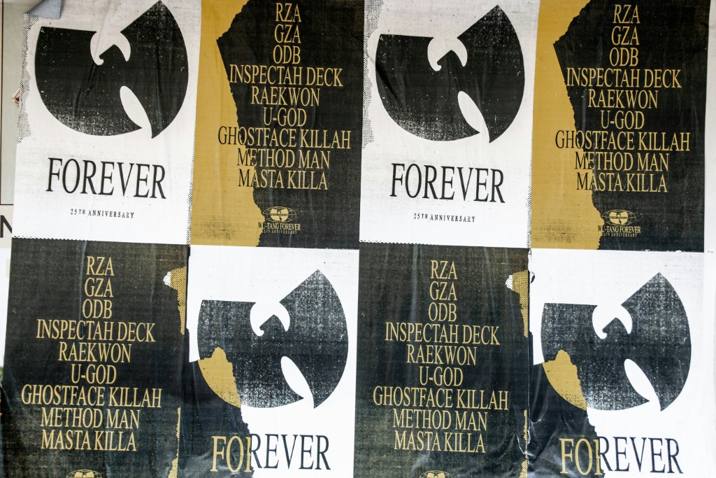 Some Flyers Told the Whole Story Before You Walked In