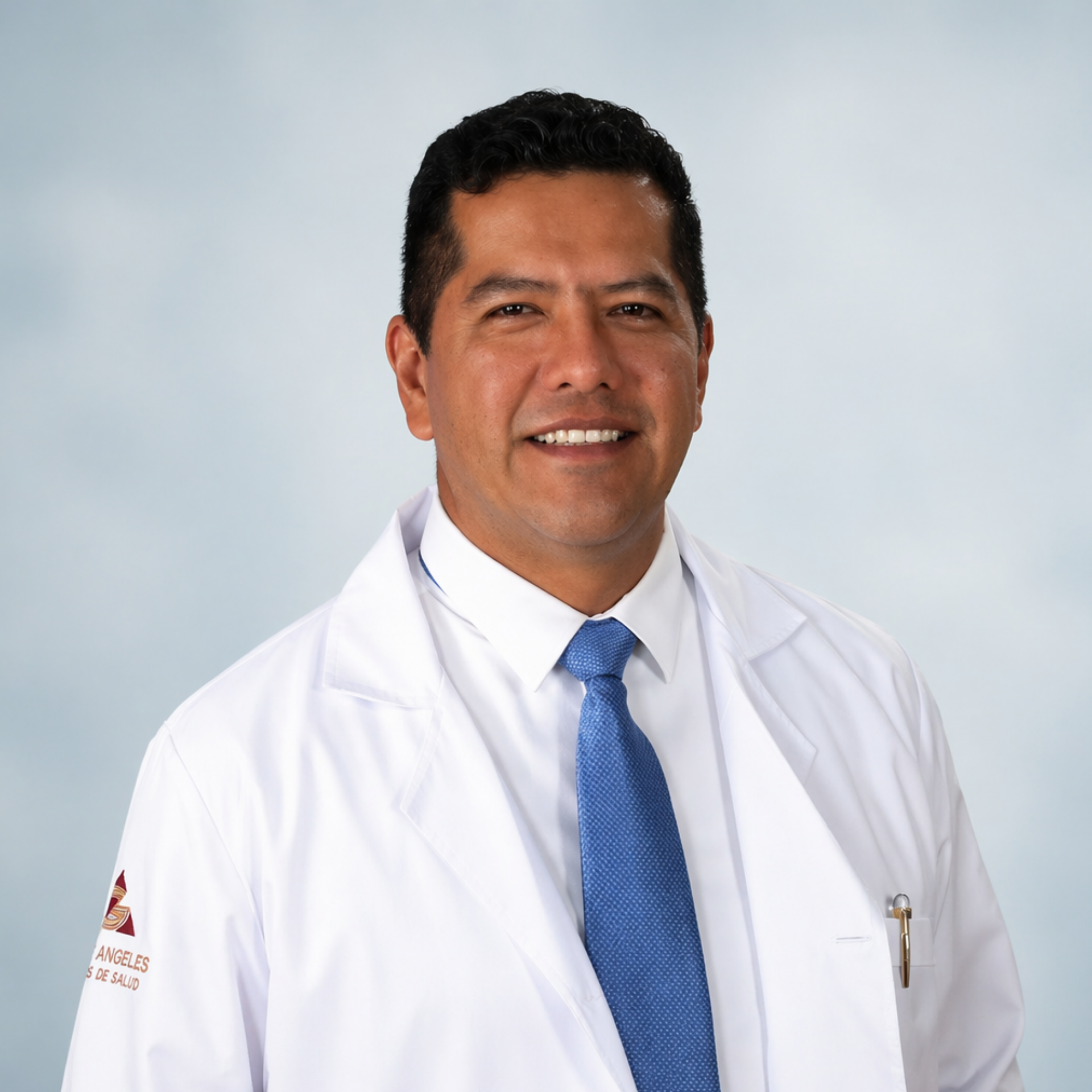 Dr. Miguel Ángel Santana Reyna - Especialista en Columna Vertebral