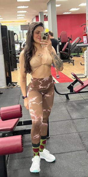 Pink Selfie β Tattooed