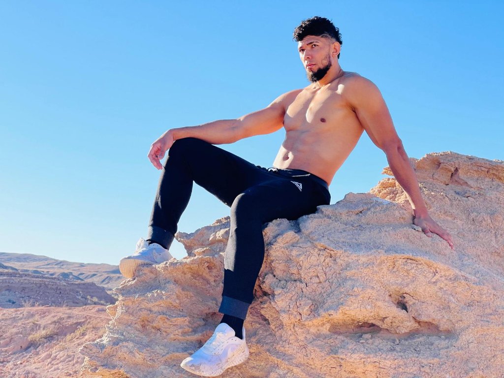 Desert Rocks Lifestyle