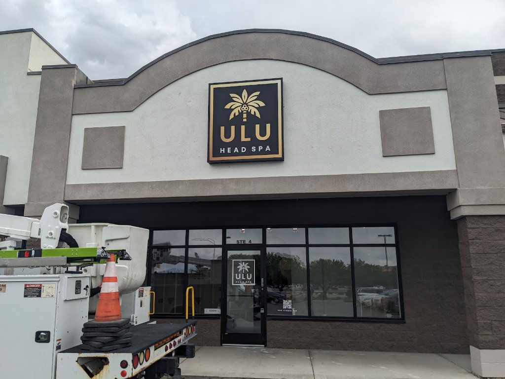 Ulu Head Spa illuminated cabinet sign