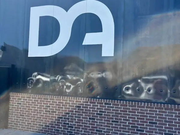 DA building exterior sign