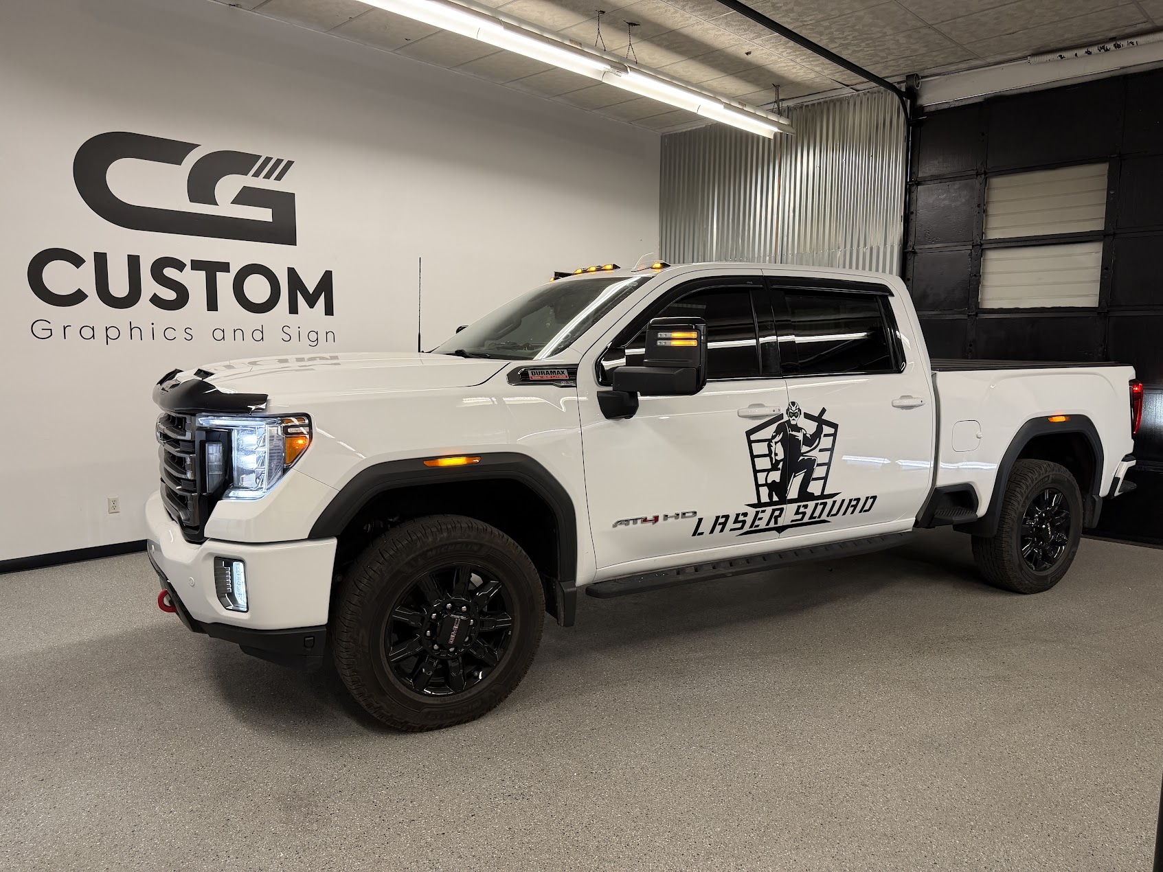 Laser Squad GMC AT4 HD truck fleet graphics