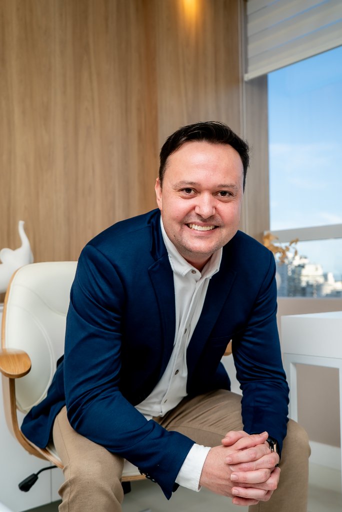 Dr. Ricardo Rodrigues