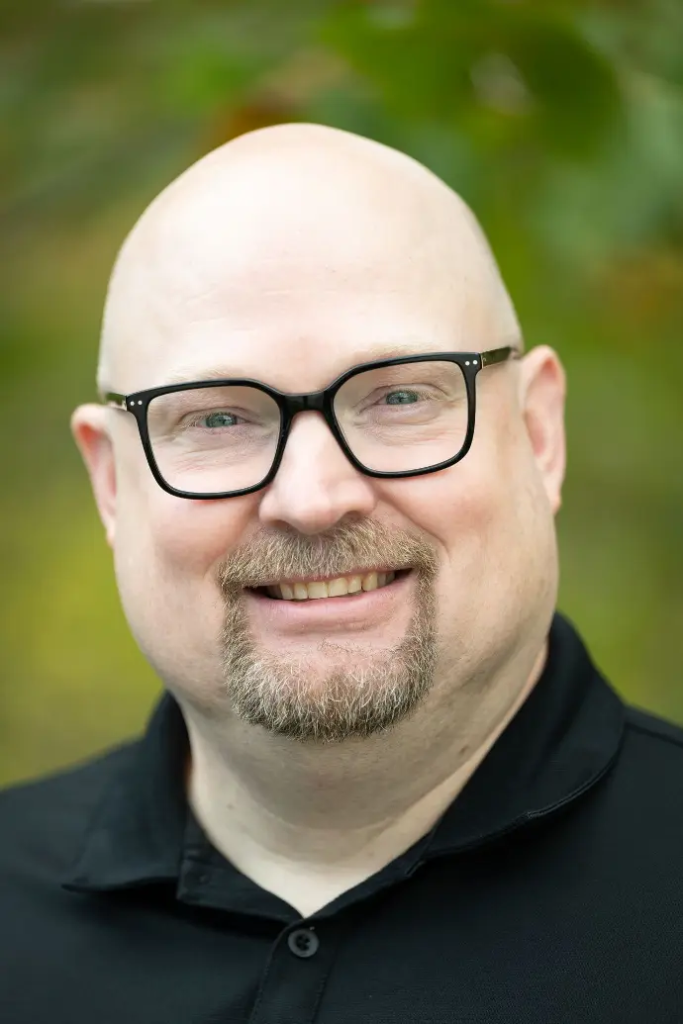 Steve Simons