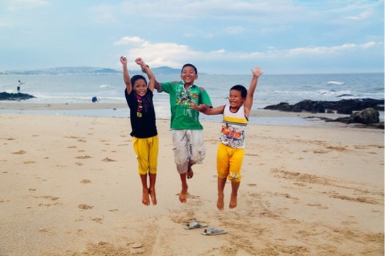 Beach Celebration — Lifestyle photography by Black & White Media