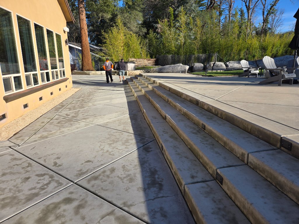 Fair Oaks Retaining Wall
