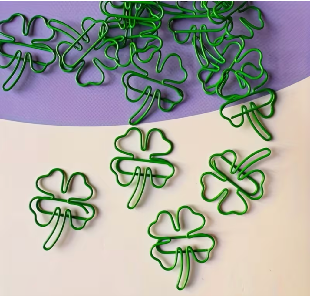 Clover-Shaped Paper Clips