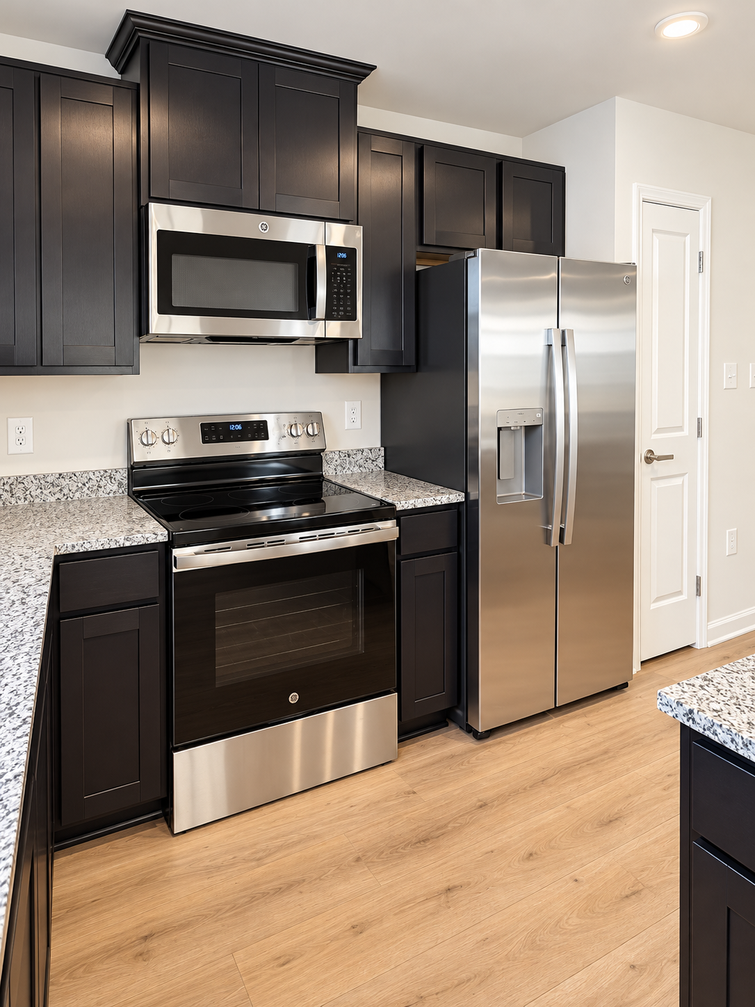 Kitchen Appliance Package – Colonial Heights, VA