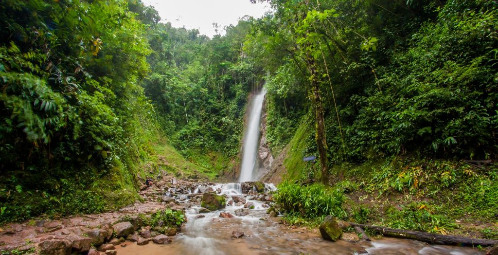 Catarata El Tirol en Chanchamayo, Perú
