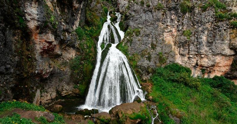 Catarata Bayoz & Velo de la Novia — Cascadas espectaculares en la Selva Central de Perú