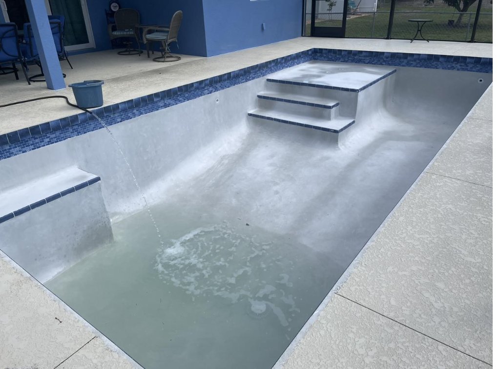 Florida Home pool photo 3