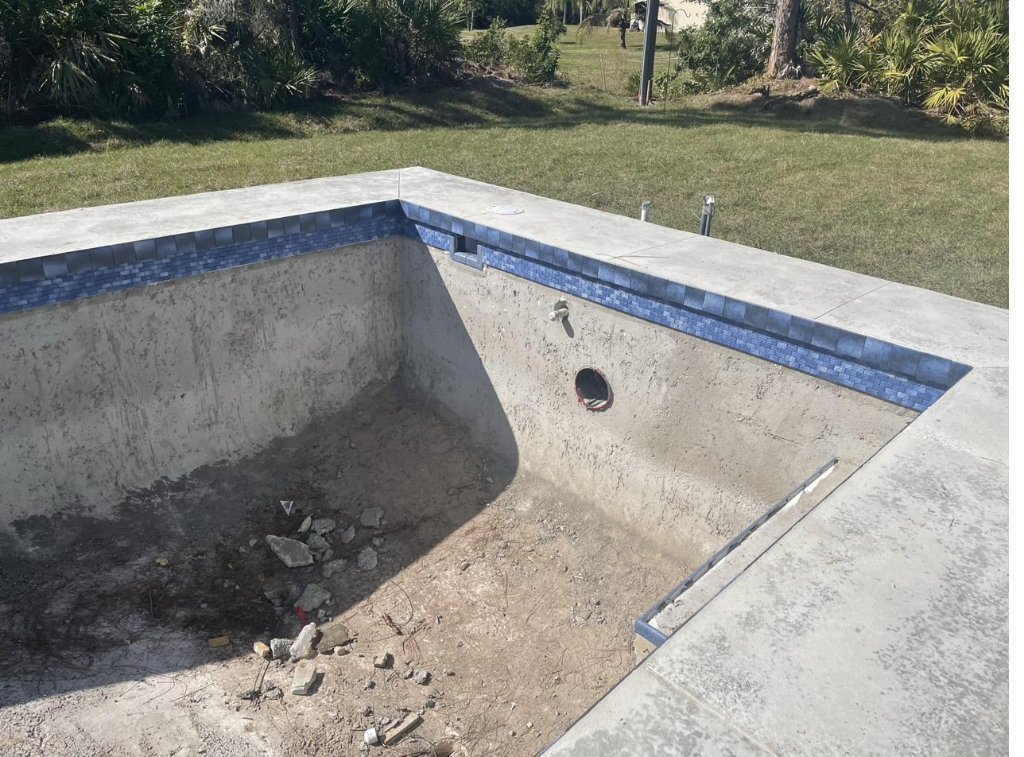 Florida Home pool photo 1
