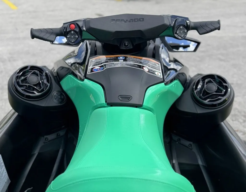 2026 Sea-Doo GTI SE 170 thumbnail