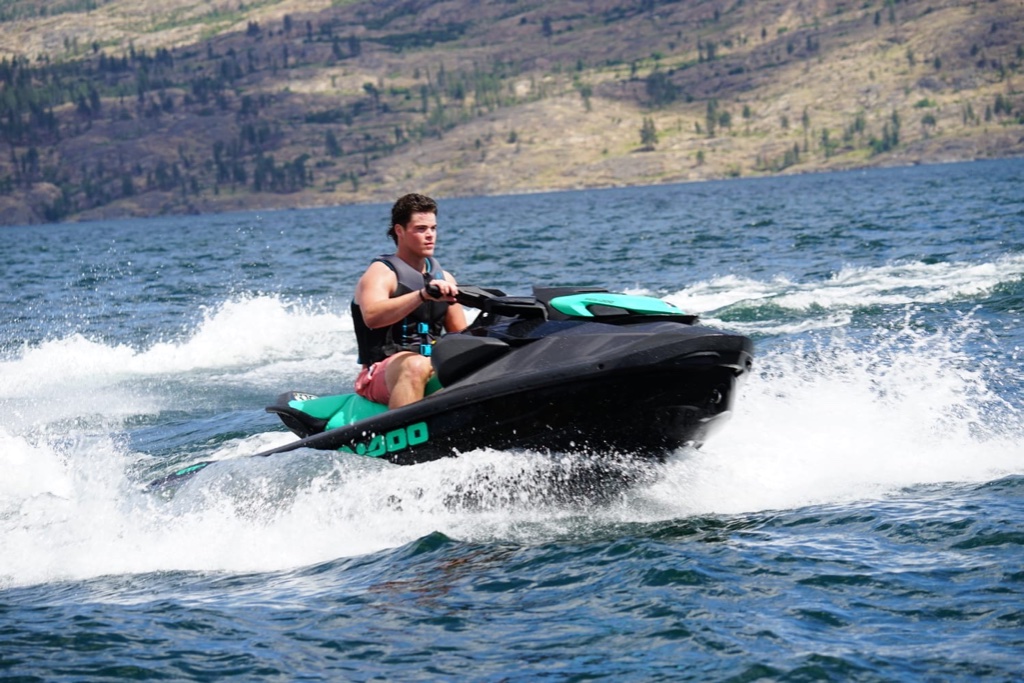 2026 Sea-Doo GTI SE 170 thumbnail