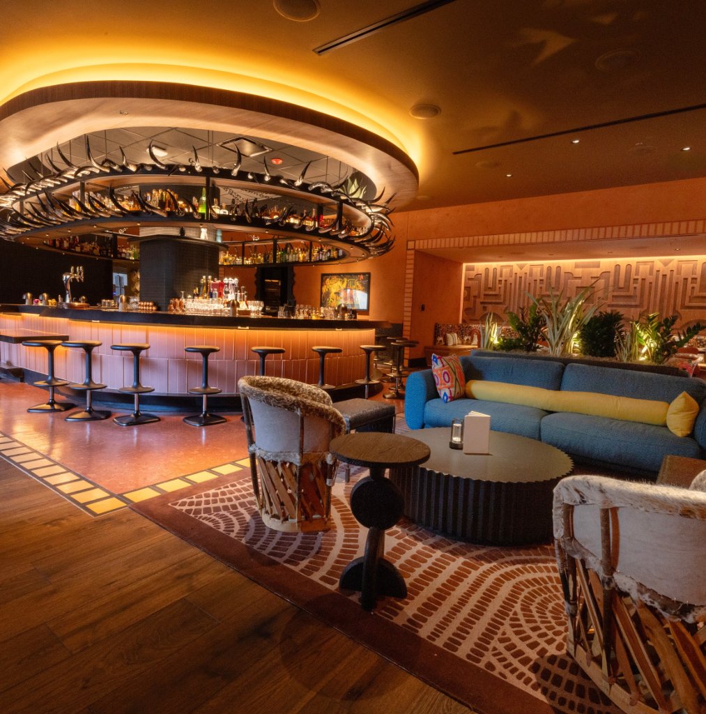 Toro Restaurant, Fairmont Hotel